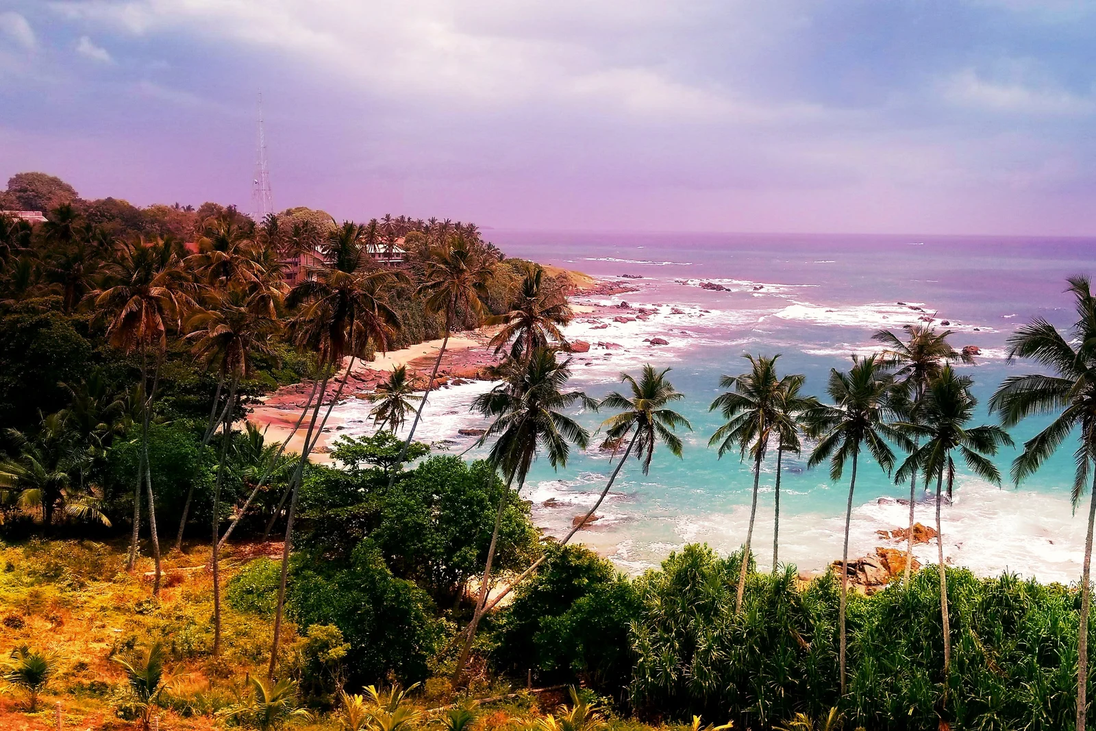 A quiet tropical beach near Tangalle